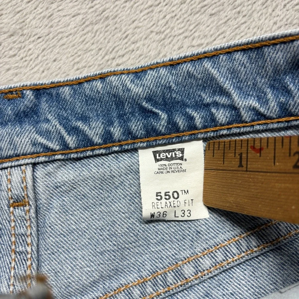 Vintage Levi's 550 Relaxed Fit USA Denim Jeans 36x33 (Fits 34x33) Red Tab 90's